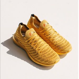 NWOB APL x Nastia Liukin TechLoom Wave Gold Medal SOLD OUT Capsule Colle…